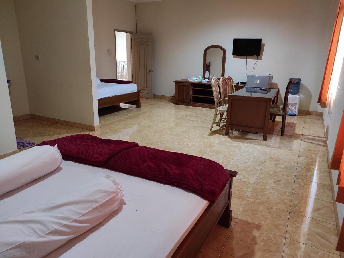 Hotel Randik Sekayu Bagian luar foto